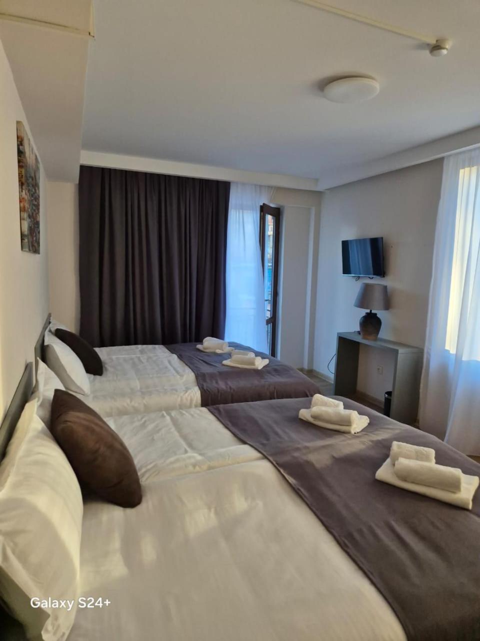 Hotel Asa Tbilisi Esterno foto