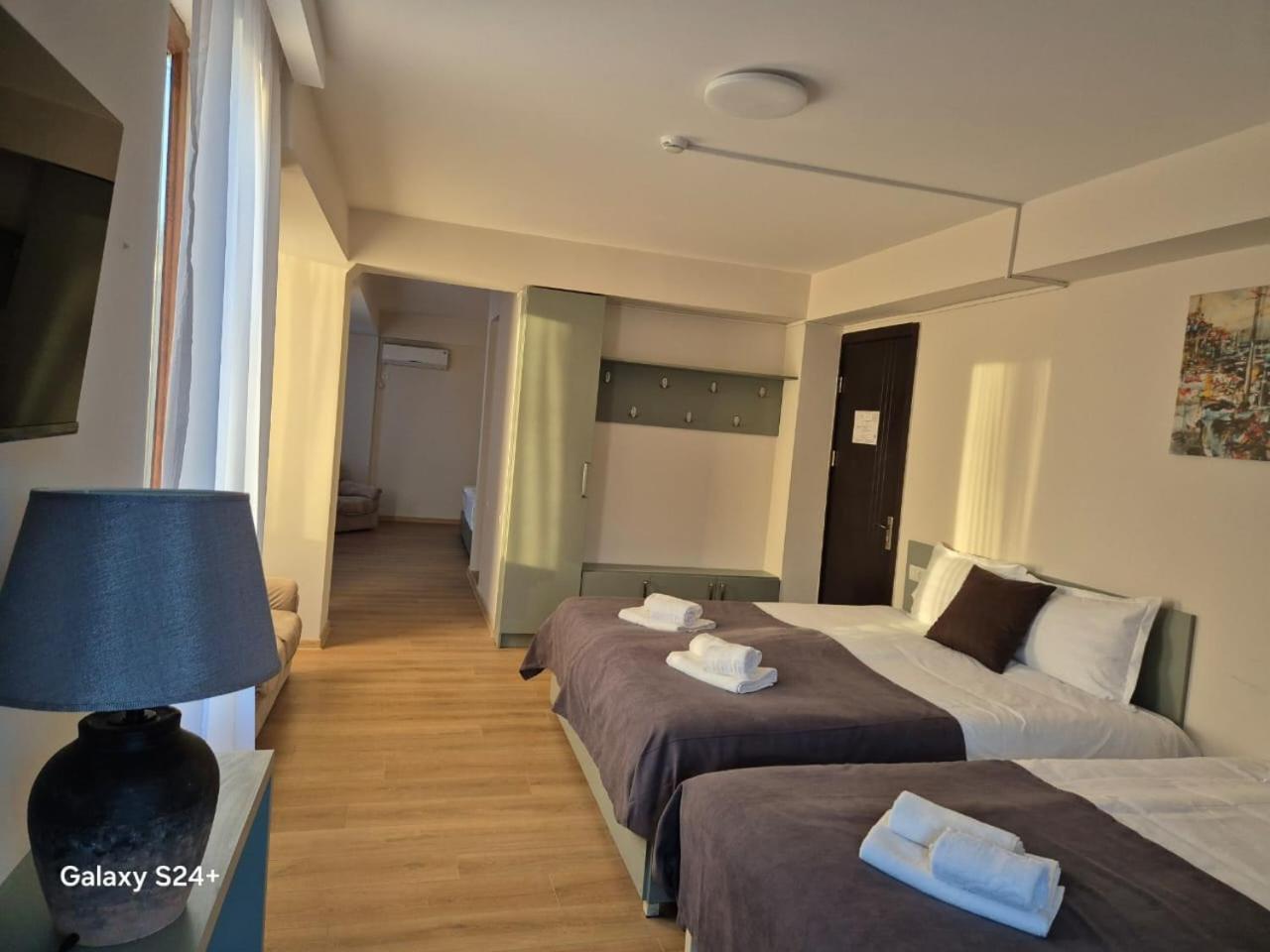 Hotel Asa Tbilisi Esterno foto
