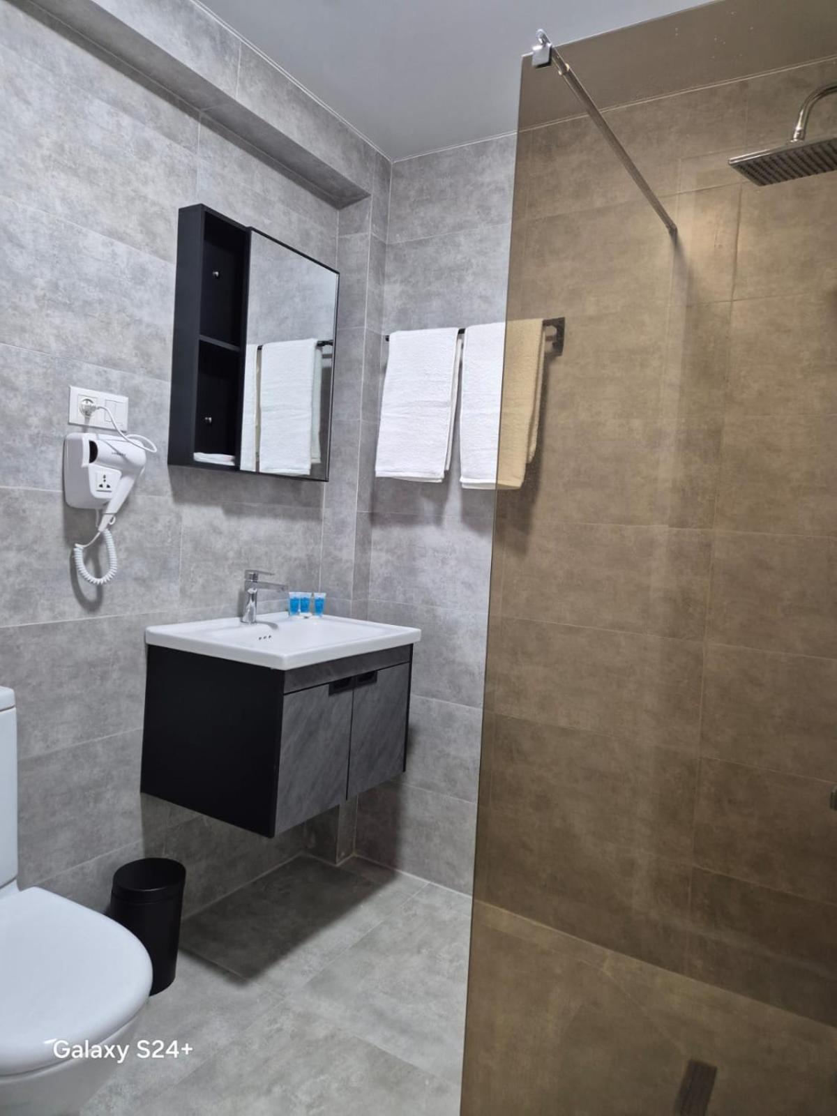 Hotel Asa Tbilisi Esterno foto