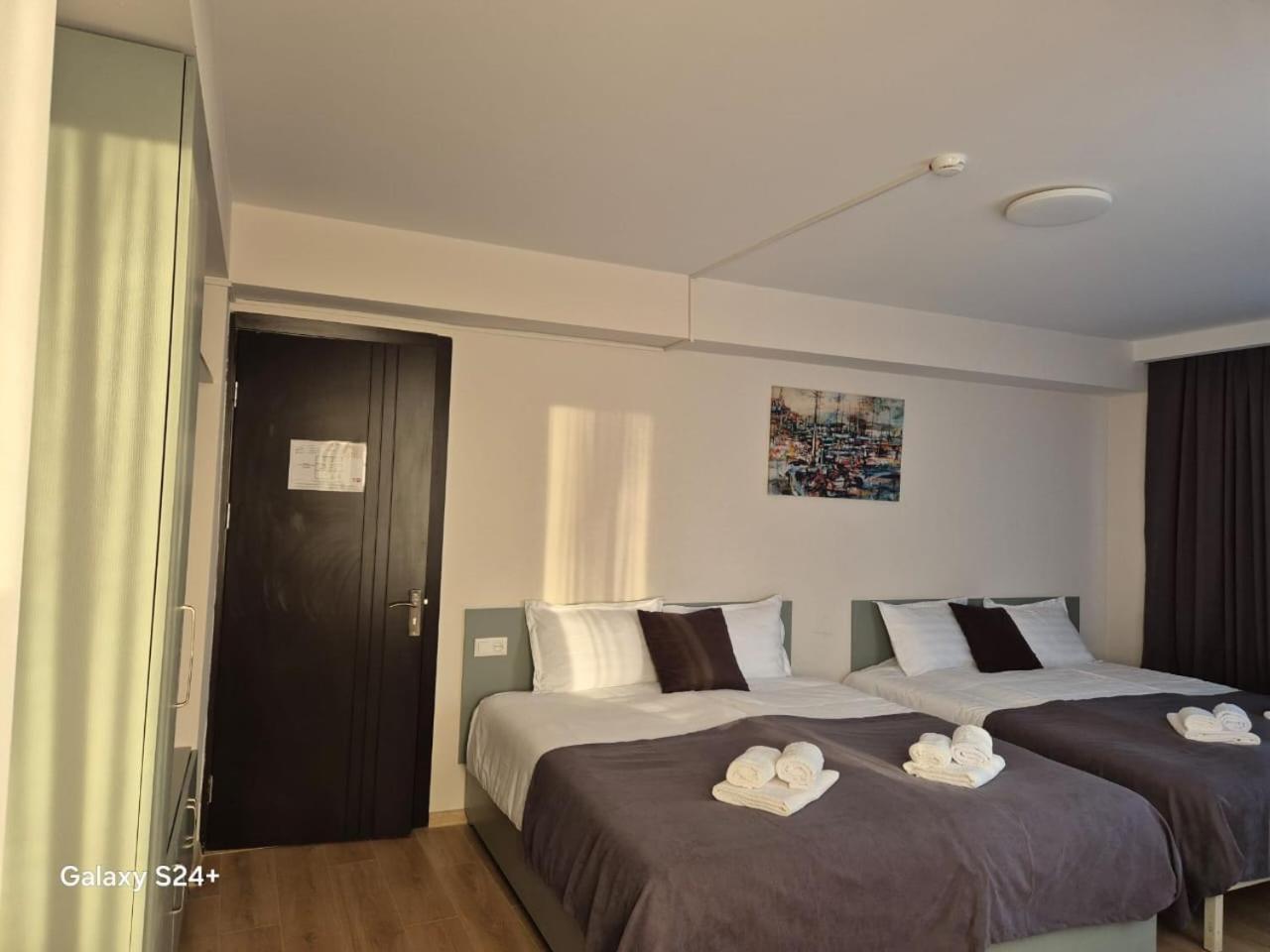 Hotel Asa Tbilisi Esterno foto